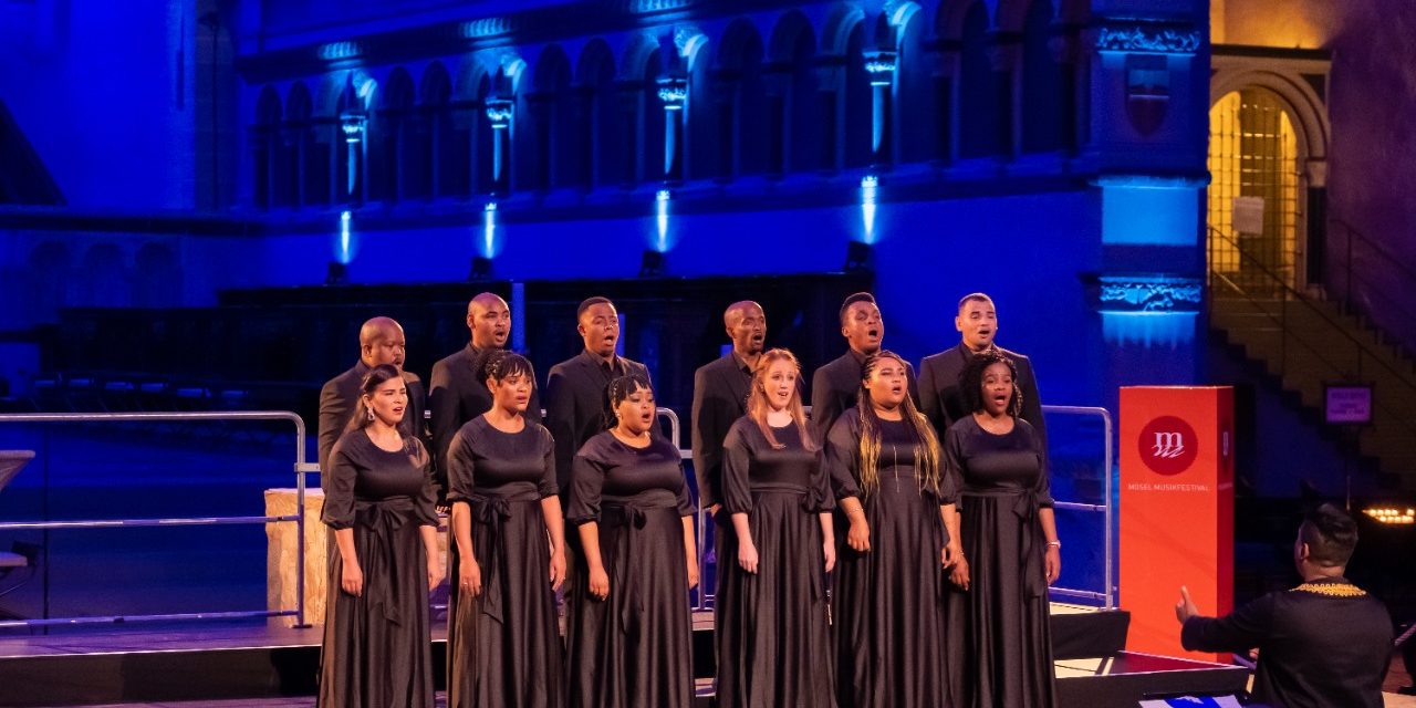 Opera: A festive spirit of rich, diverse song, with Cape Town Opera’s Grace Notes 2021