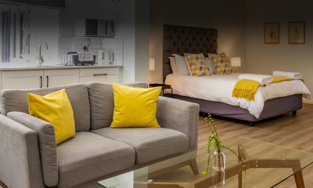 Travel review:  Fabulous boutique style Oak Manor Guesthouse, Newlands, Cape Town