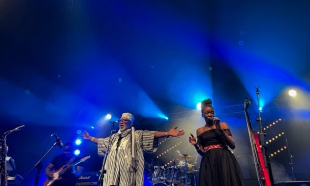 Tribute: The electrifying Sipho Hotstix Mabuse at 70 tour at The Daisy Jones Bar, May 2022