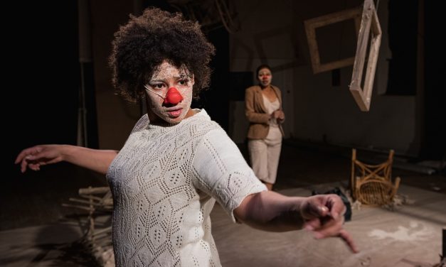 <strong>Review: -No Complaints – new day, new dawn- extraordinary theatre experience – igniting light in a time of darkness</strong>