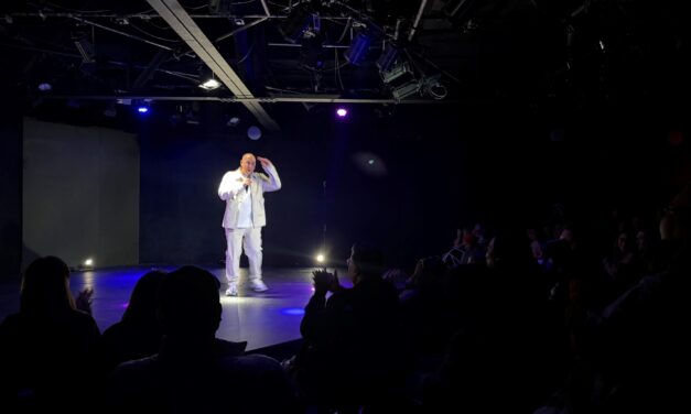 Review: Dalin Oliver’s Stuck in Dubai, hysterically funny, inspirational, proudly SA
