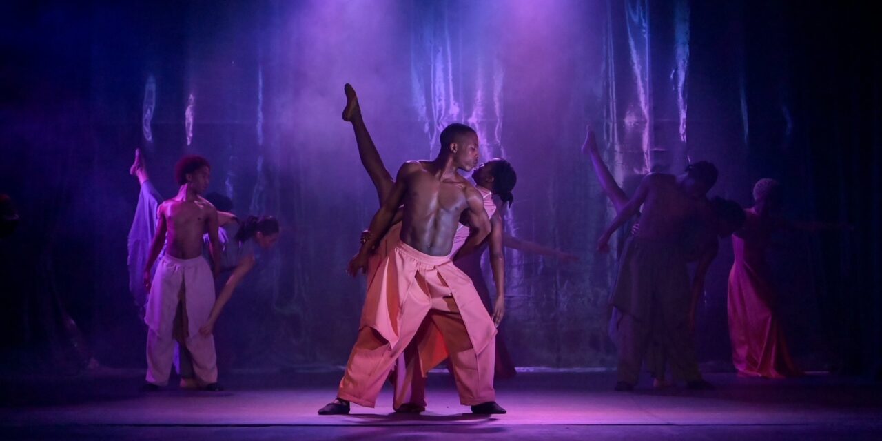 Stage: PULSE by the WTS, stunning, dance theatre par excellence