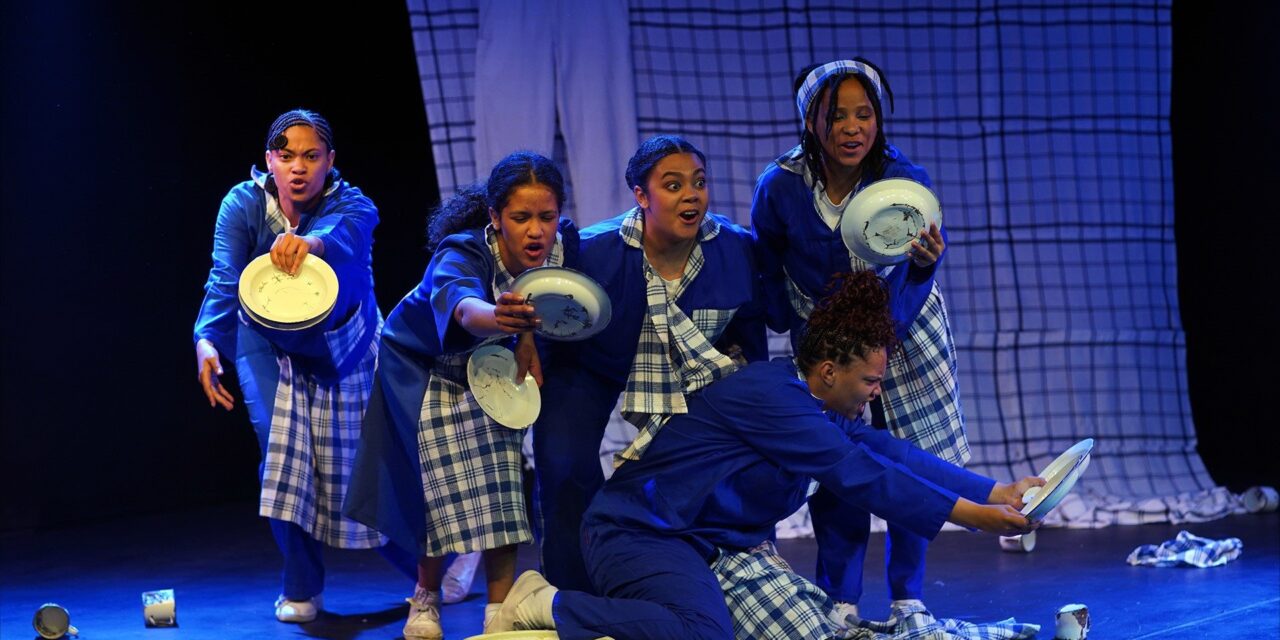 Review: Kinnes van Somers, impressive play by young creatives